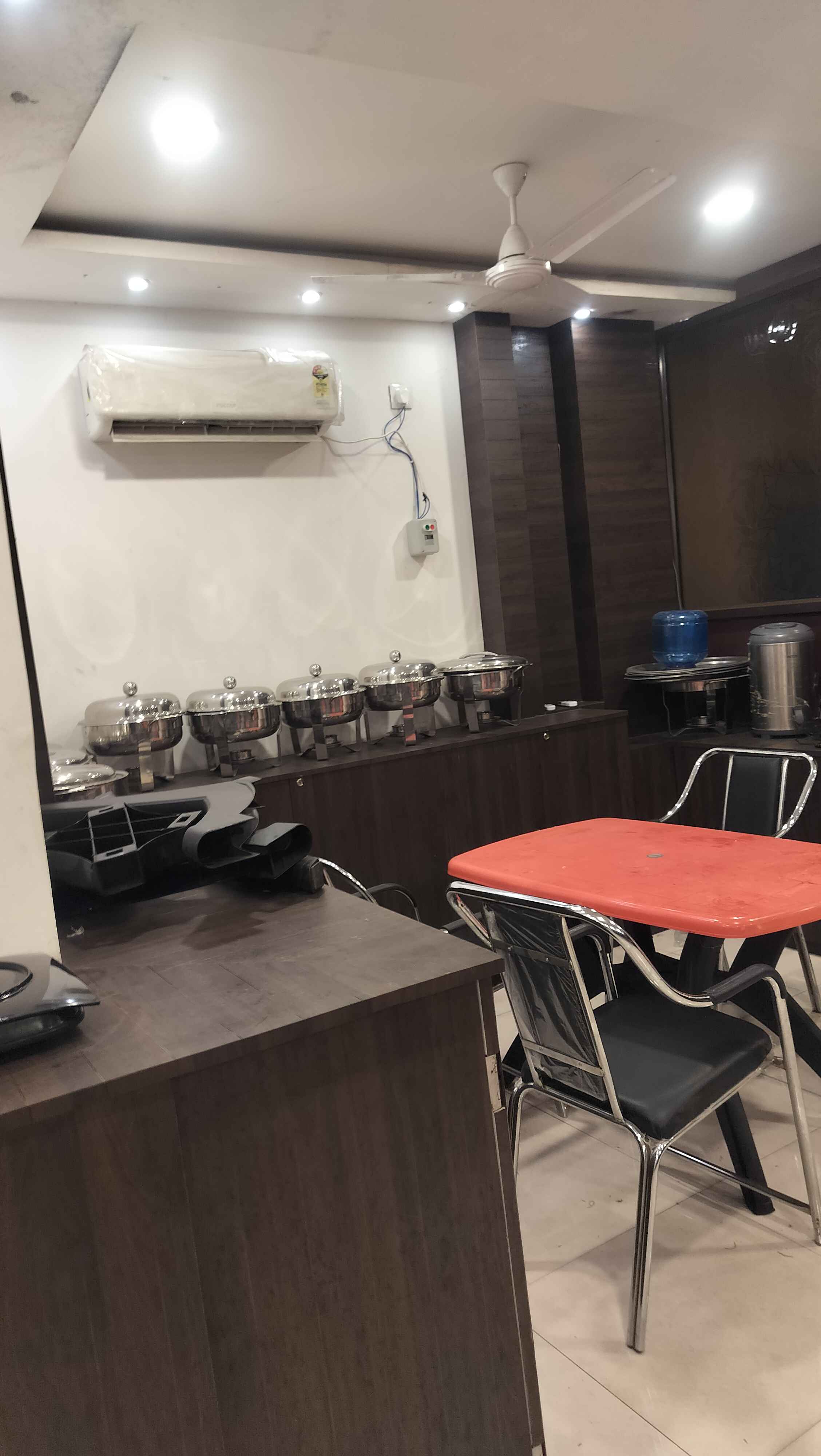 Sri Ram Hotel Interior